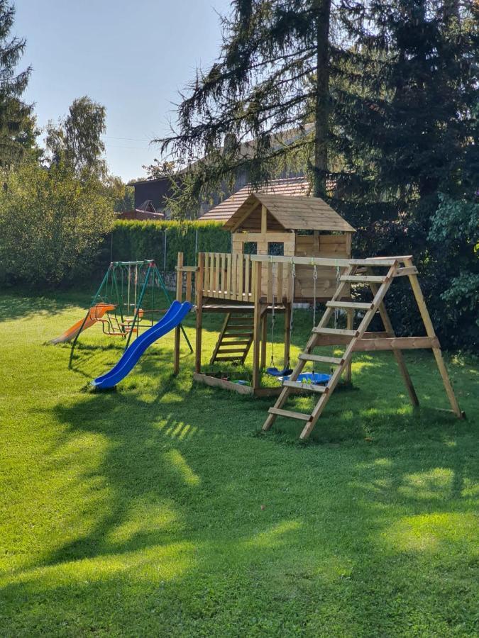Apartamenty Czerwony Dworek - Duzy Teren Zielony, Plac Zabaw, Miejsce Na Grilla I Staw Z Mozliwoscia Wedkowania, Boisko Mysłakowice Exteriér fotografie