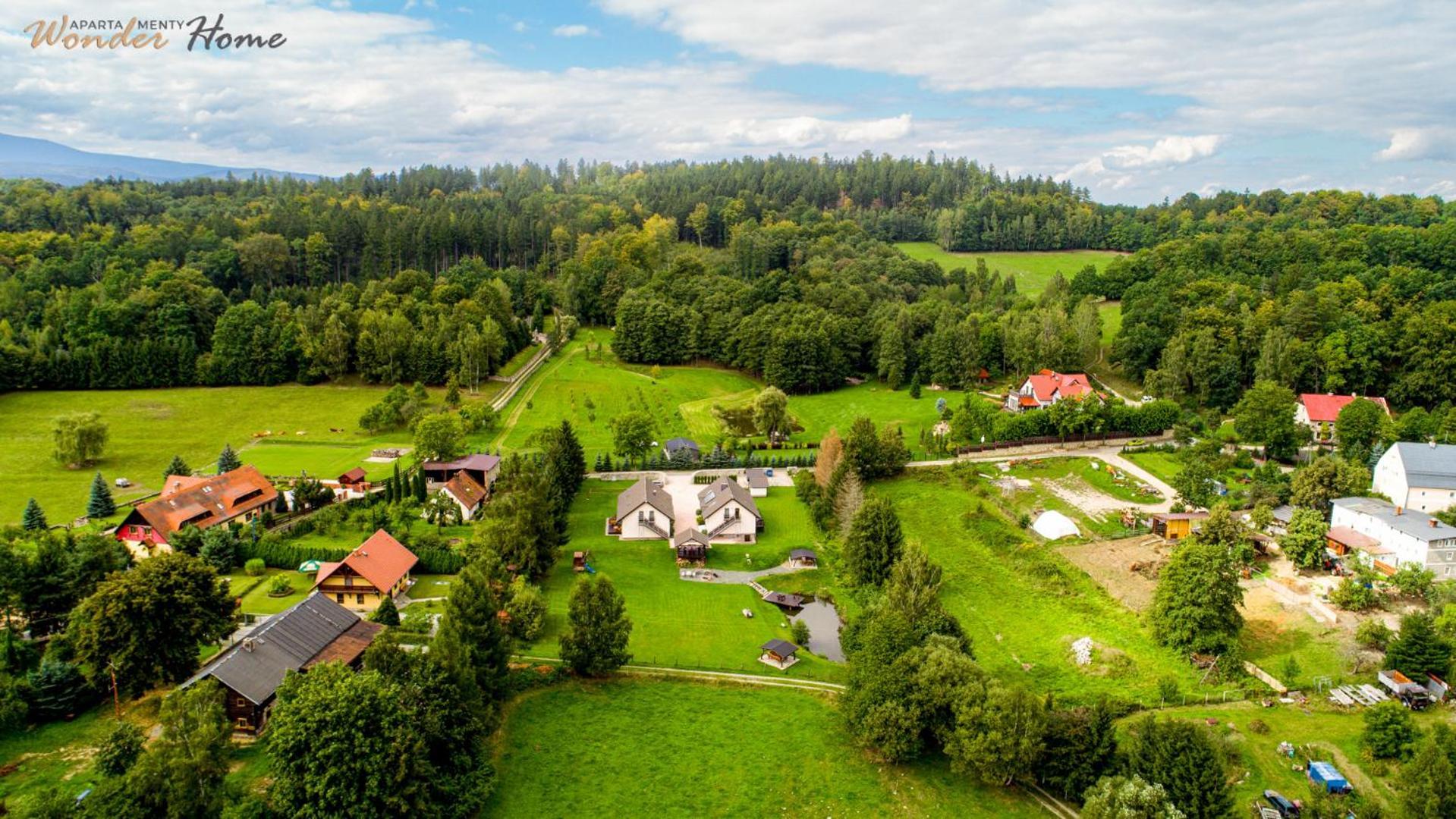 Apartamenty Czerwony Dworek - Duzy Teren Zielony, Plac Zabaw, Miejsce Na Grilla I Staw Z Mozliwoscia Wedkowania, Boisko Mysłakowice Exteriér fotografie